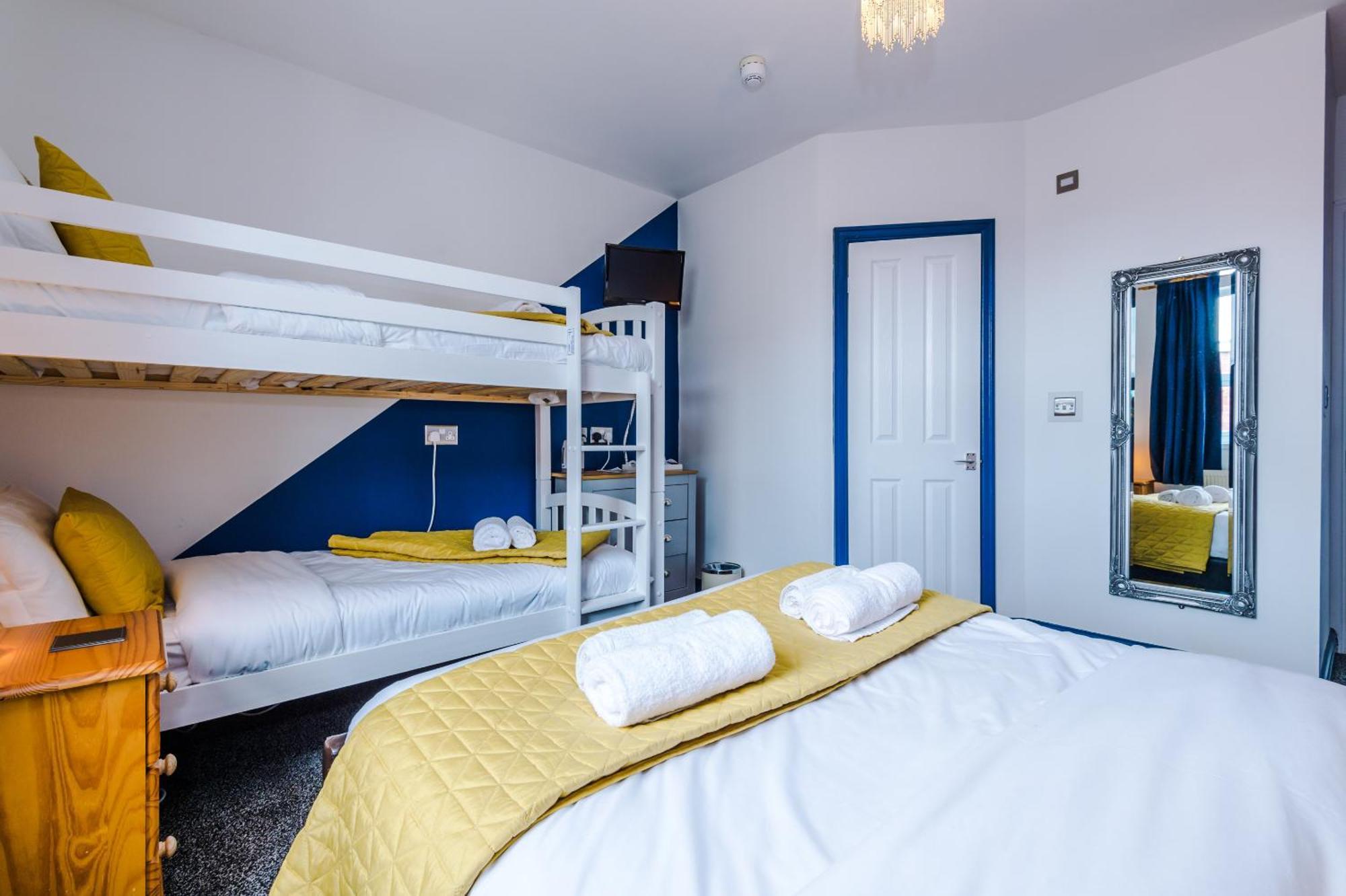 Pebbles Guest House Blackpool Kamer foto